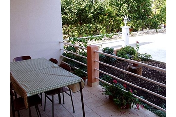 Horvátország Privát Okrug Donji, Exteriőr